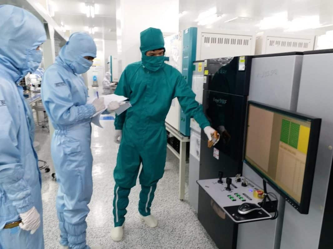 kiểm xạ khu vực làm việc