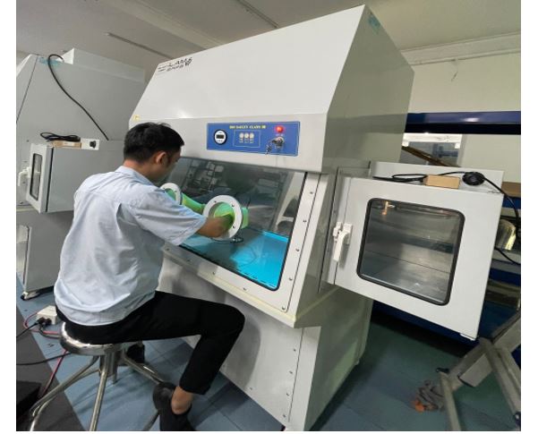 kiểm tủ an toàn sinh học cấp III